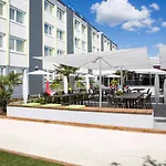 ノボテル ラック 4*