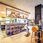 Novotel 4*