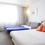 Novotel 4*