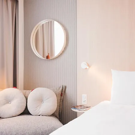 Novotel