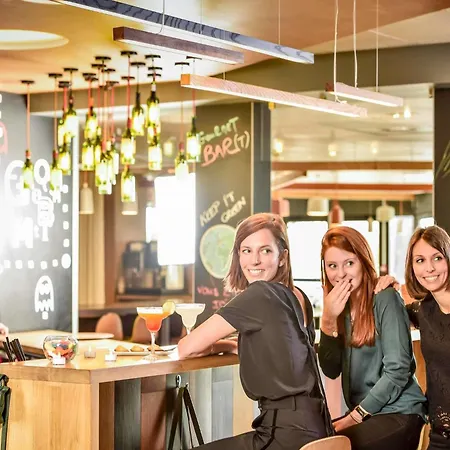 Novotel מלון בורדו