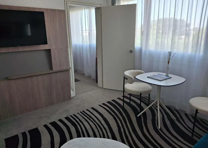 Novotel 호텔 4*